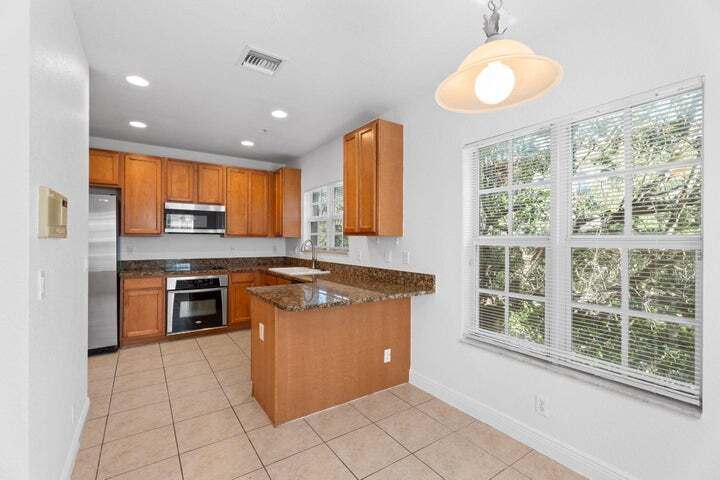 Building Photo - 601 S Federal Hwy