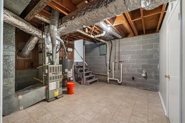 Building Photo - 5146 Bramblewood Dr
