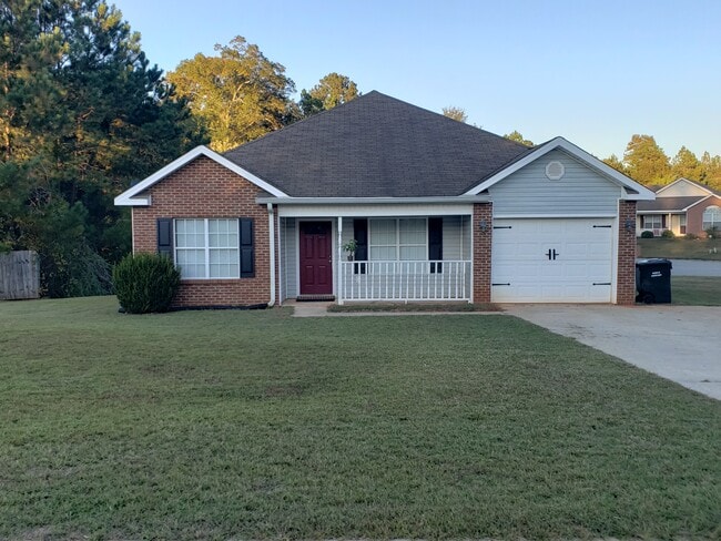 Primary Photo - 214 Sunflower Dr