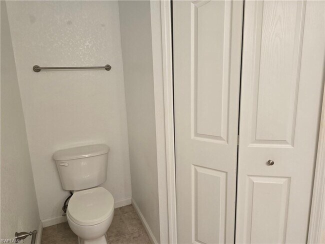 Building Photo - 12940 Positano Cir