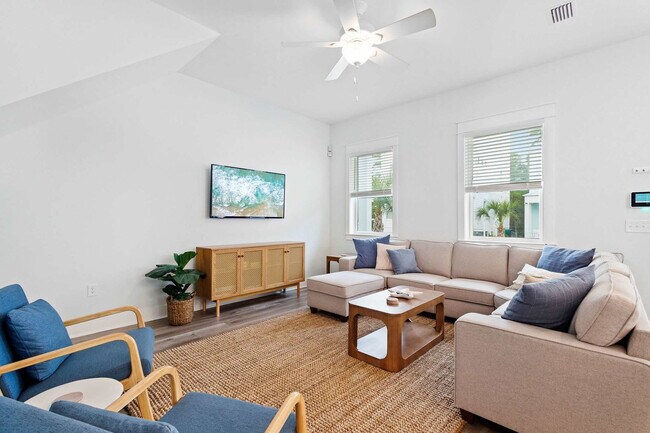 Primary Photo - 29 Serene Wy