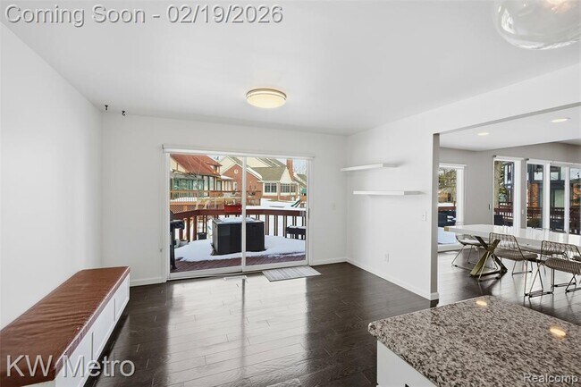 Building Photo - 4606 Strandwyck Rd