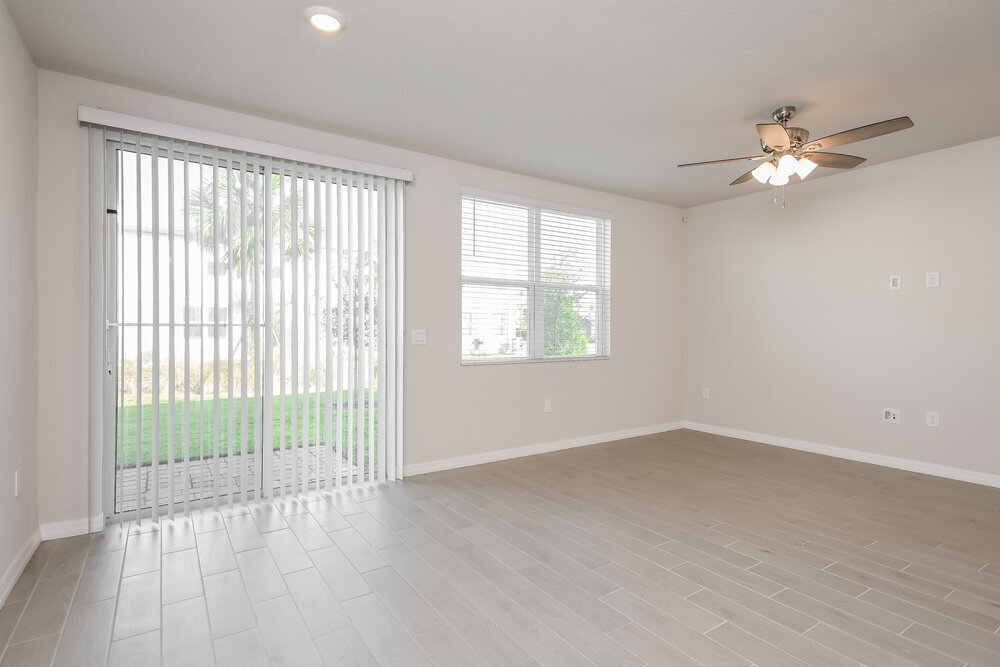 Building Photo - 809 Legacy Dr