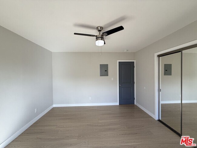 Building Photo - 1505 Cochran Ave