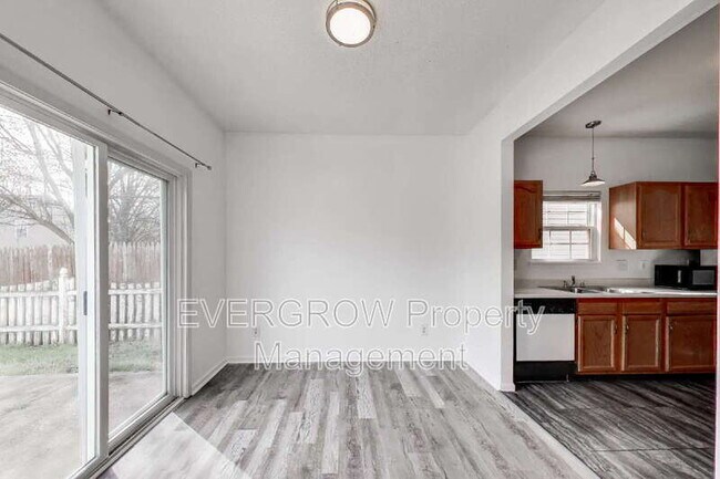 Building Photo - 7139 Kimble Dr