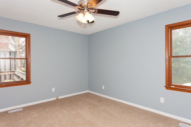 Building Photo - 3600 Ladywood Ct