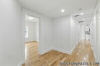 Building Photo - 406 Columbia St