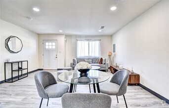 Building Photo - 18 Moka Pl