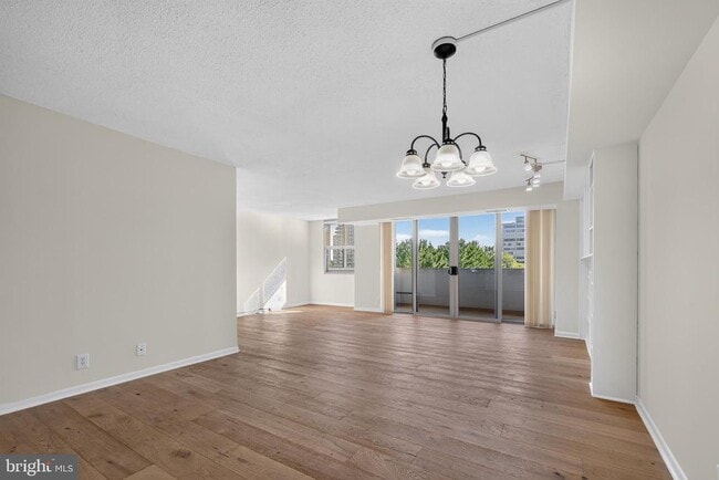 Building Photo - 4601 N Park Ave