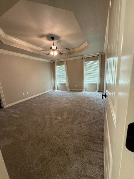 Building Photo - 6405 S 49th St