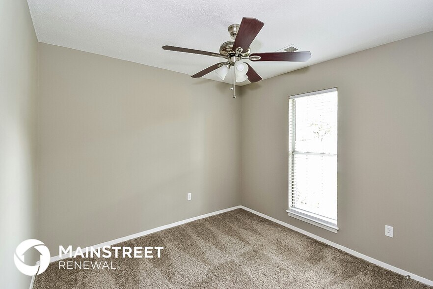 Building Photo - 6455 Walnut Grove Rd