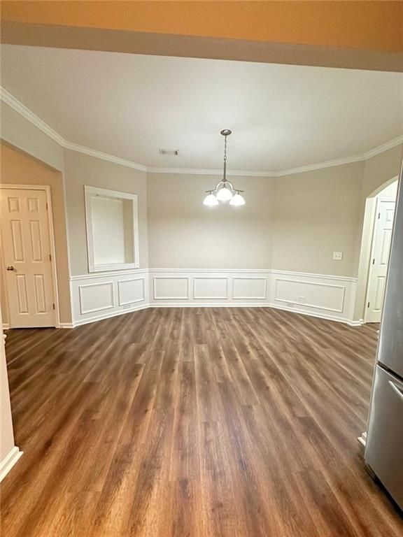 Building Photo - 2089 Lakeshore Overlook Dr