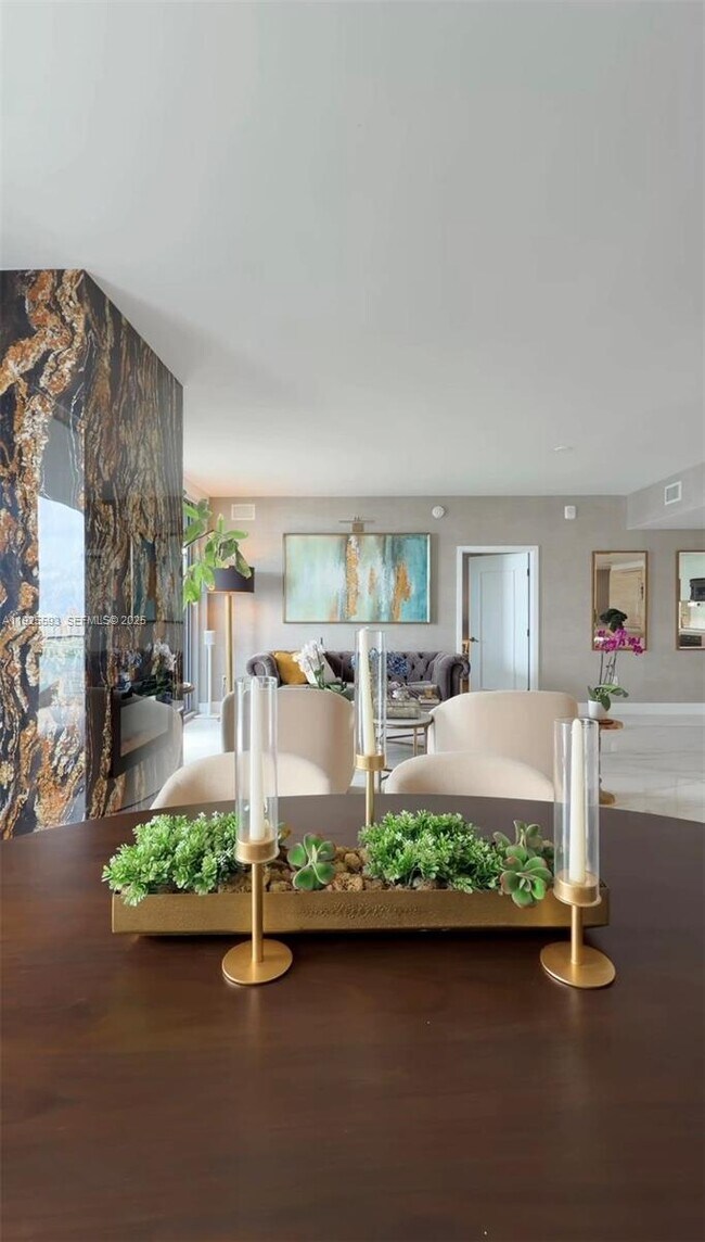 Building Photo - 16385 Biscayne Blvd