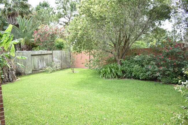 Building Photo - 26422 Meadow Dawn Ln