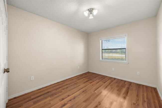 Building Photo - 3103 Spring Stuebner Rd