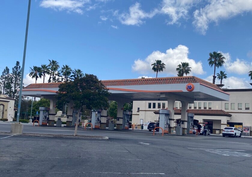 Building Photo - 200 E Alessandro Blvd