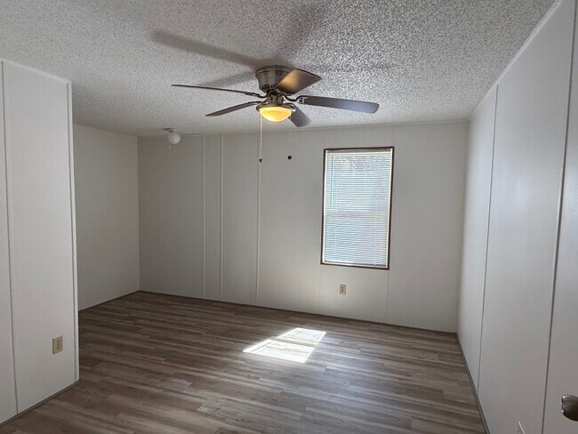 Building Photo - 7491 NW 165th St