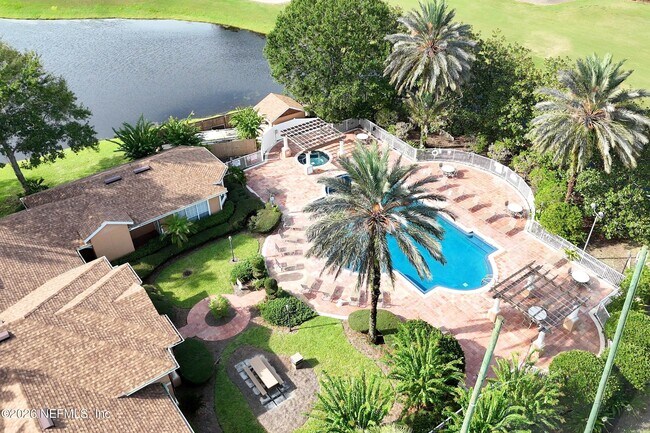 Building Photo - 535 Florida Club Blvd