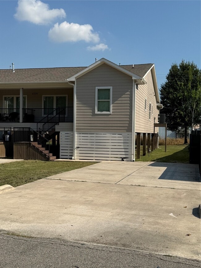 Building Photo - 6539 Crestford Ln