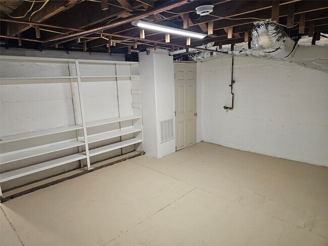 Building Photo - 811 #1 Don Diego Unit 1