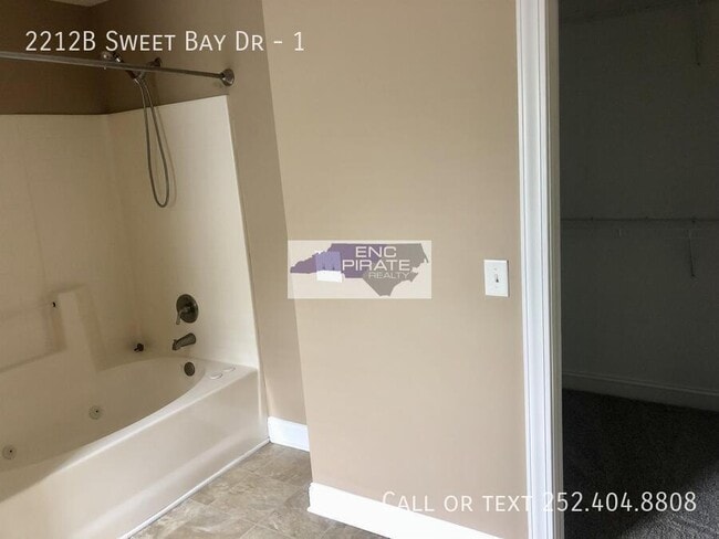 Building Photo - 2212B Sweet Bay Drive.