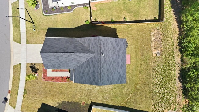 Building Photo - 450 Hawksbill Dr