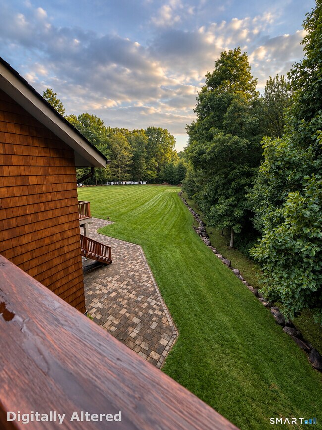 Building Photo - 12 Cedarstone Road