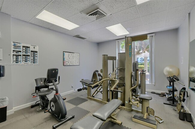 Building Photo - 2851 S Ocean Blvd