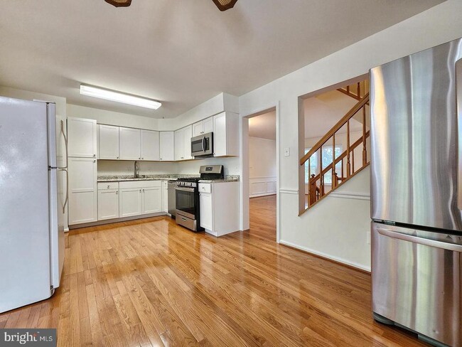 Building Photo - 5840 Westwater Ct