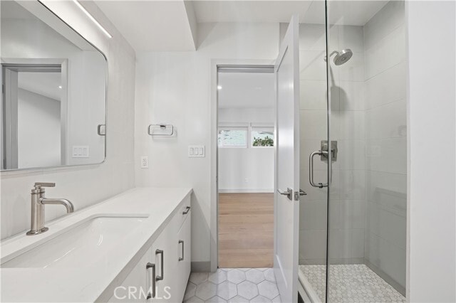 Building Photo - 5527 Burning Tree Dr