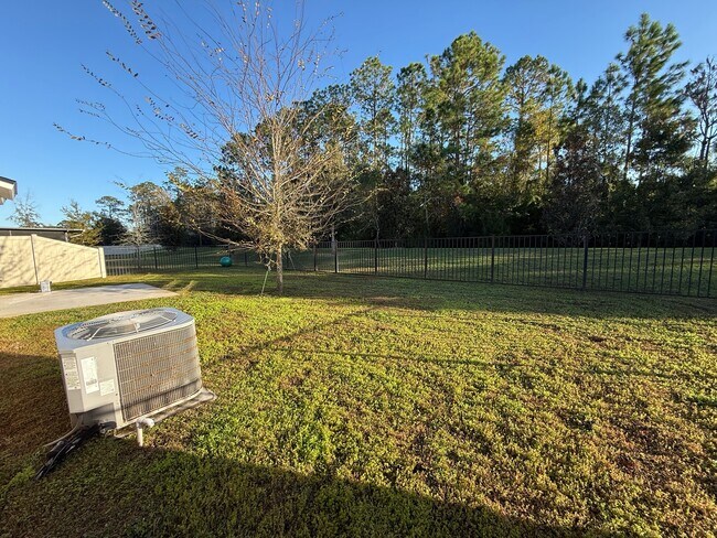 Building Photo - 313 Jarama Cir