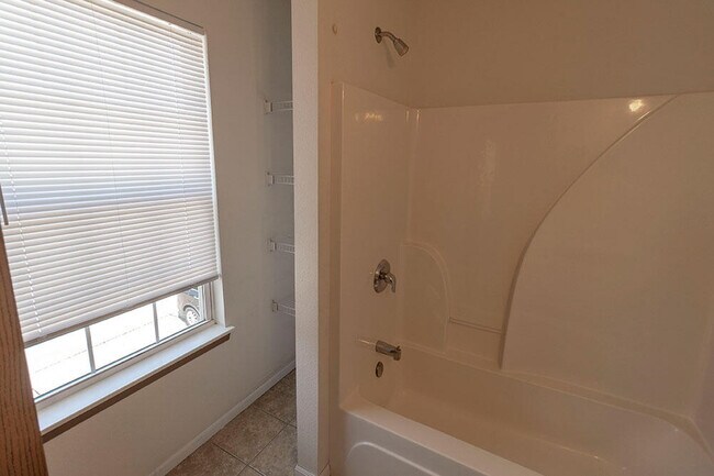 Building Photo - 1621 Citadel Dr