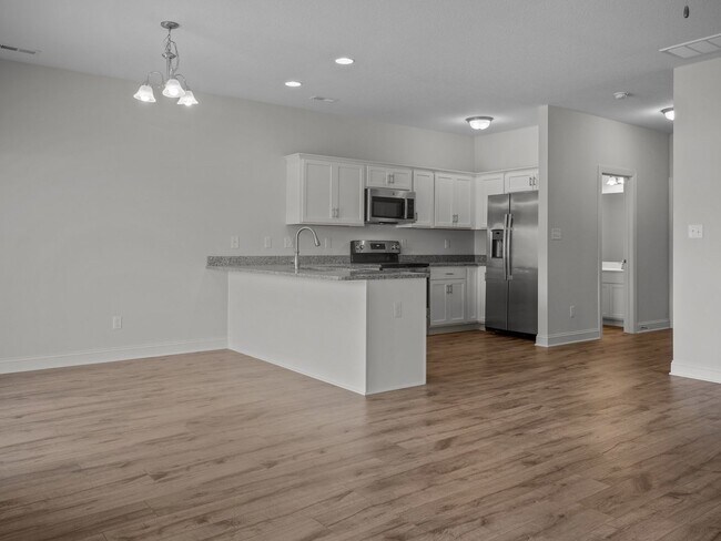 Building Photo - Welcome to Onslow Bay!