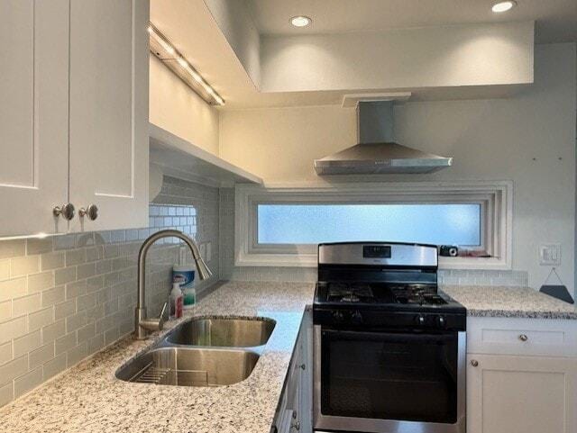 Building Photo - 8211 Katy Fwy