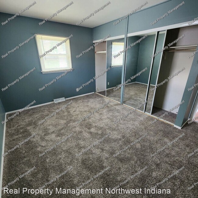 Building Photo - 3 br, 1 bath House - 3638 173rd Street