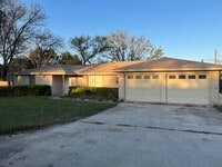 Building Photo - 125 Joe Rice Dr