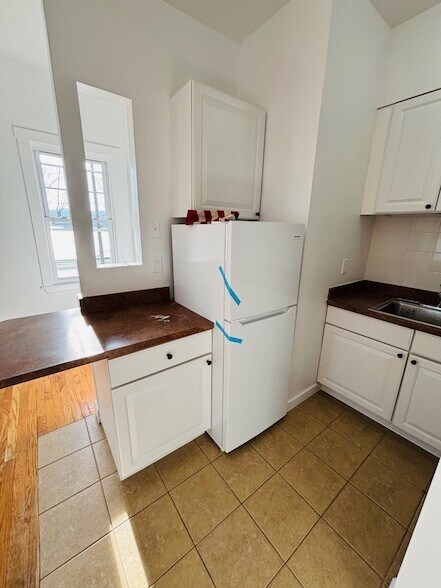 Building Photo - 420 Littleworth Ln