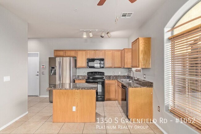 Building Photo - 1350 S Greenfield Rd