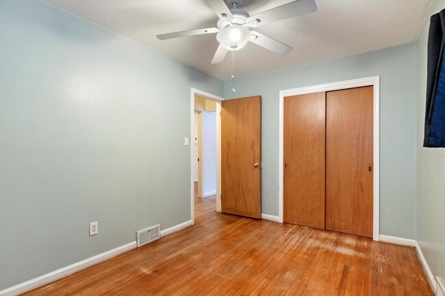 Building Photo - 17133 Delaware Ave