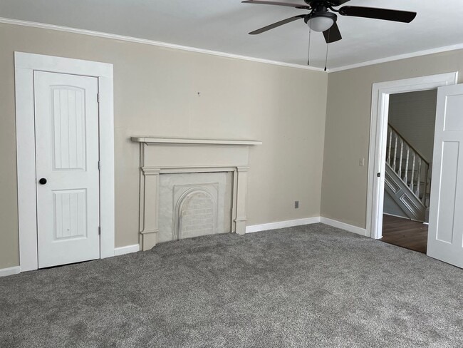 Building Photo - 4 BED 2 BATH TWO STORY HOME IN TROY!