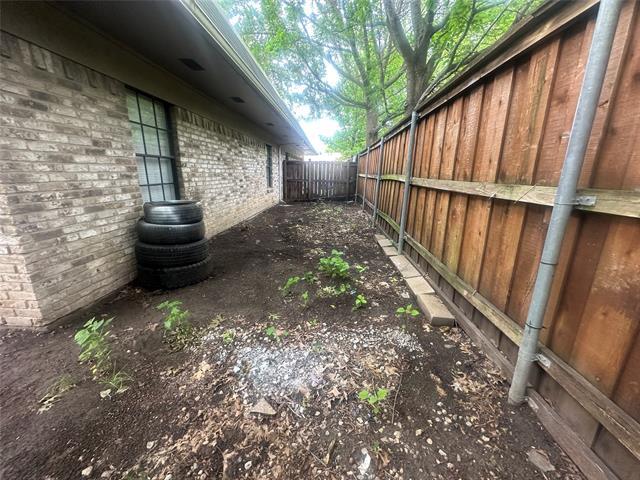 Building Photo - 1408 15th Pl