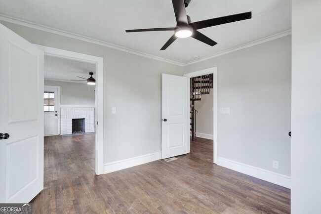 Building Photo - 1238 Trenton St SE