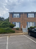 Building Photo - 117 Chaucer Ct