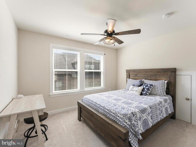 Building Photo - 2841 Hokie Ln