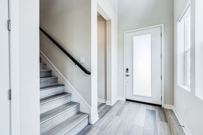 Building Photo - Incredible Fully Furnished New Home In Lak...