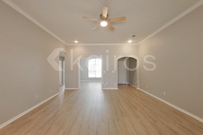 Building Photo - 405 Abu Bakar Dr