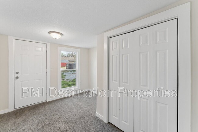 Building Photo - 247 Shadyside Ave