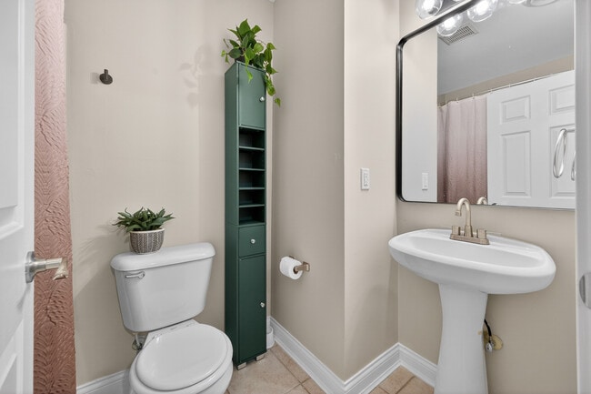 Building Photo - 2151 Fulton Ave