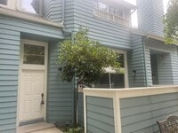Building Photo - Comfortable Living with Private Patio and Community Amenities