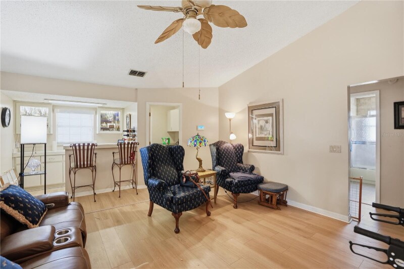 Building Photo - 1250 Masada Ln